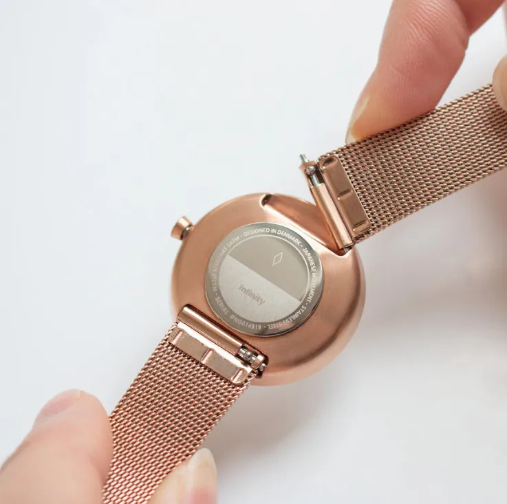 ノードグリーン腕時計のベルトは簡単に交換可能