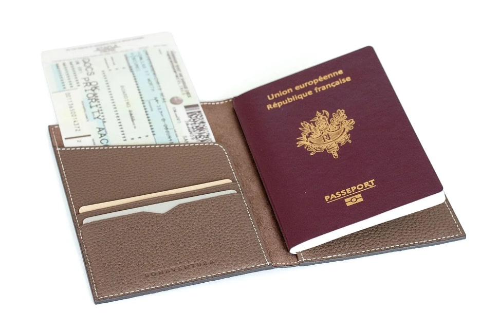 ボナベンチュラのパスポートケース