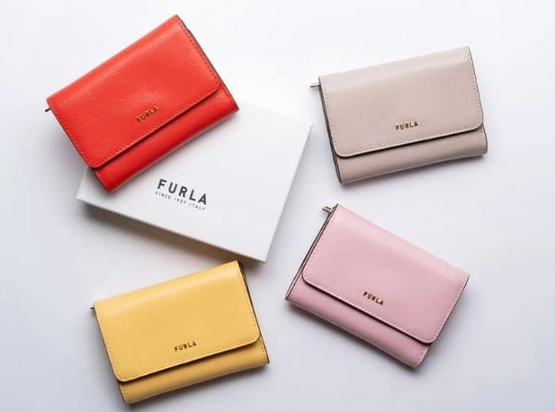 フルラ（FURLA）のミニ財布4色