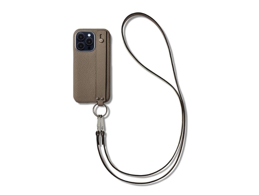ボナベンチュラのiPhone 15 Proハンドル付き バックカバーケース ストラップ付き シュリンクレザーの全体写真