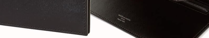 メゾンドヒロアンのソフトハニーの財布の一部