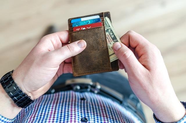 ココマイスター（COCOMEISTER） ユハク 財布 お得に購入する方法