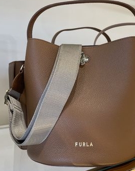 フルラ ショルダーバッグ ポシェット ブラウン